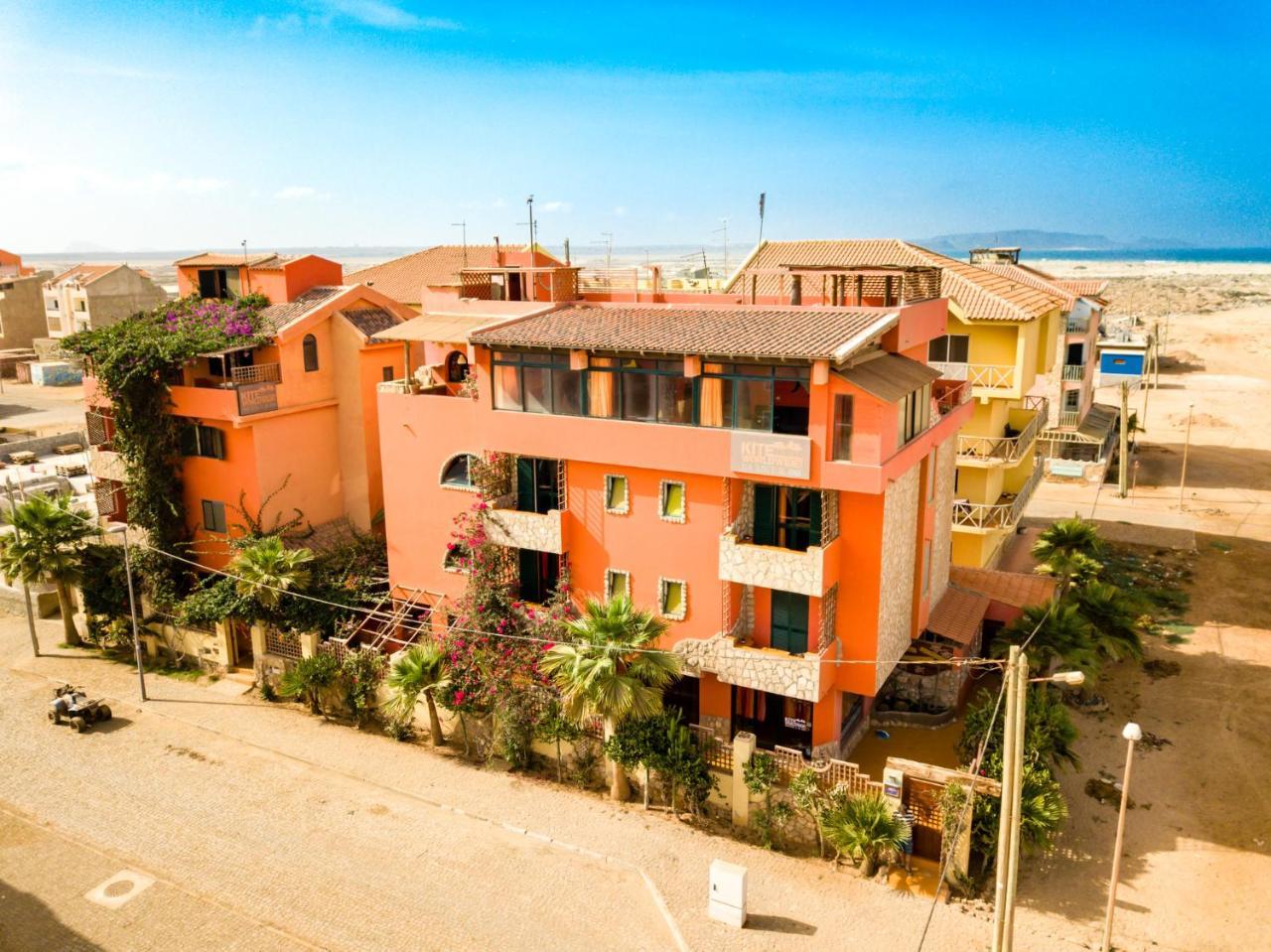 Surfactivity Guest House Santa Maria Exterior photo